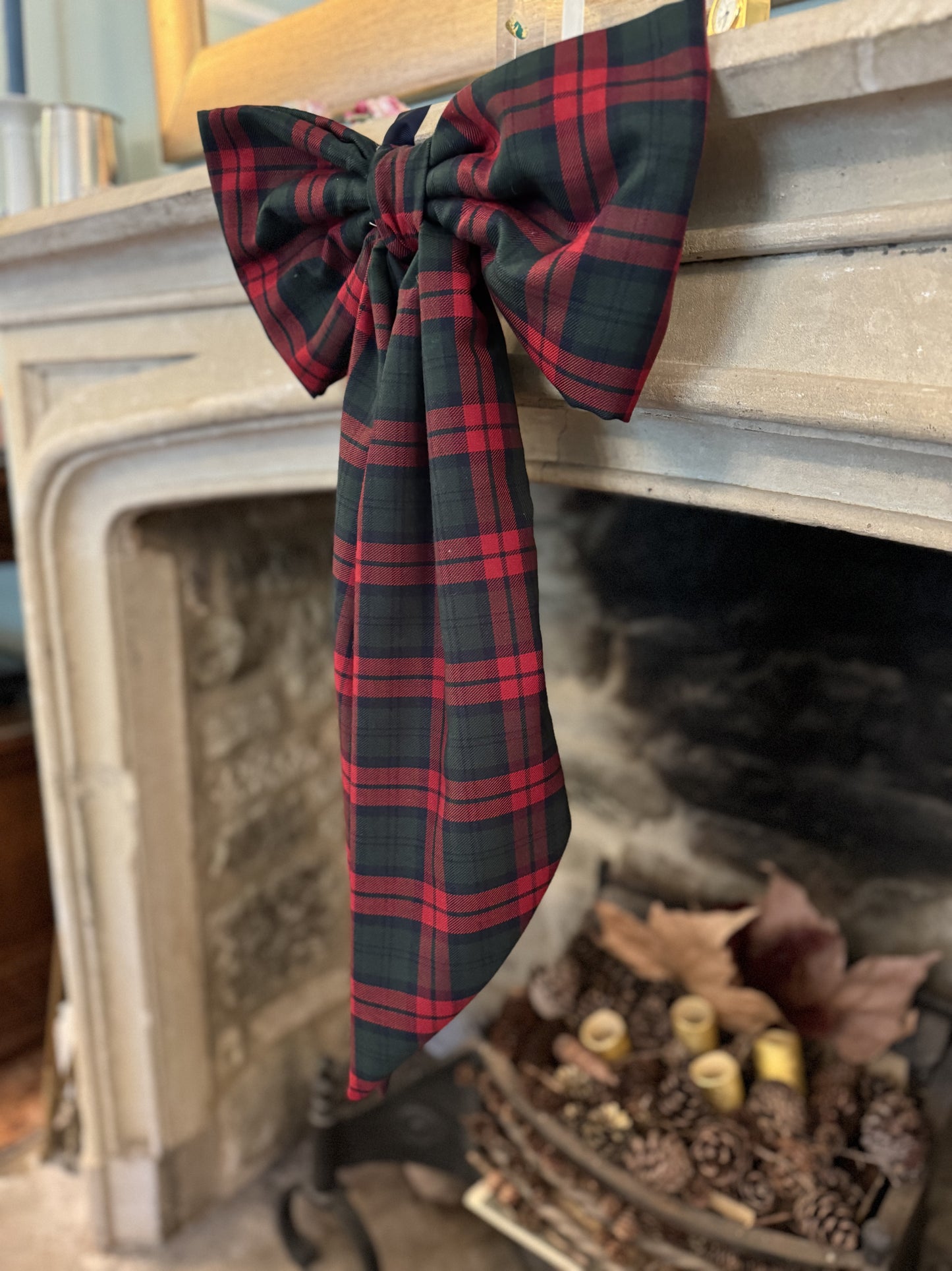 Large Luxury Decorative Bow - blackwatch tartan